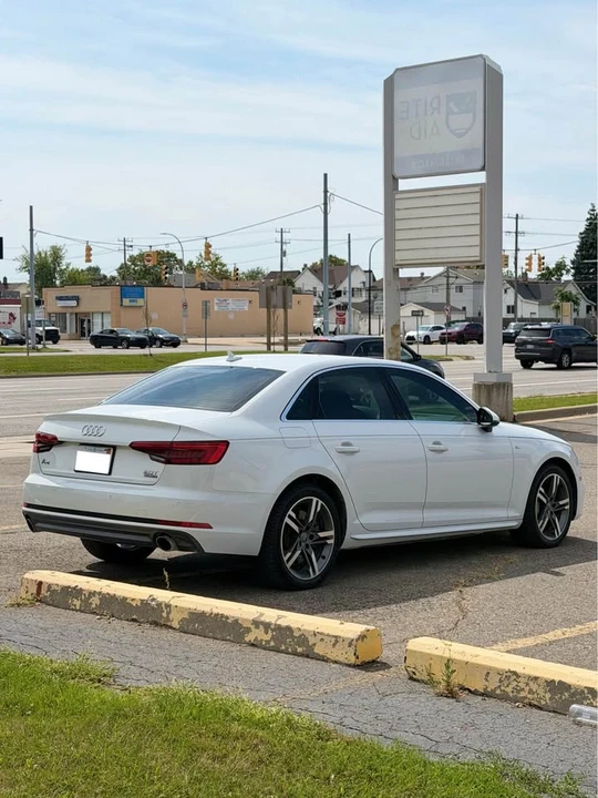 2017 Audi B9 A4 - Image 7 of 15