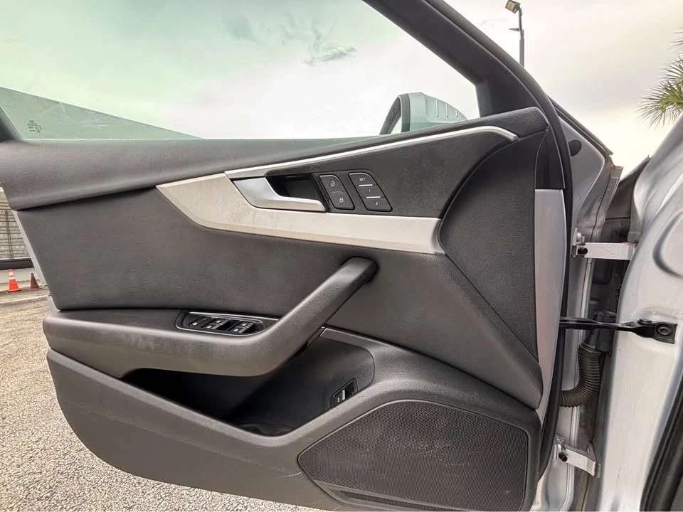 2017 Audi B9 A4 - Image 18 of 19