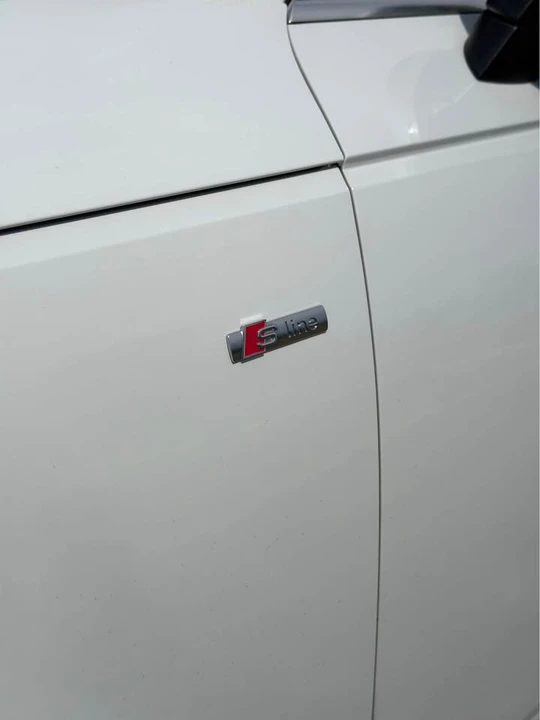 2017 Audi B9 A4 - Image 11 of 15