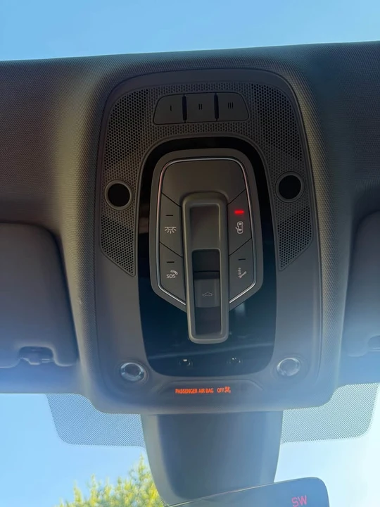 2017 Audi B9 A4 - Image 11 of 20