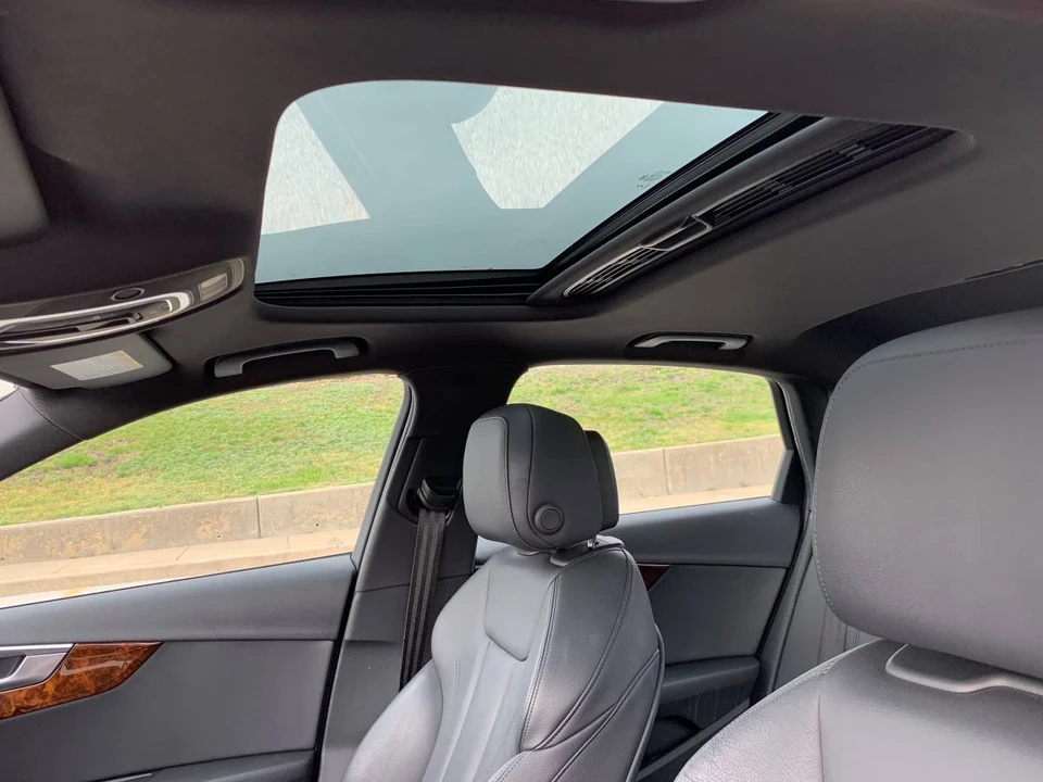 2017 Audi B9 A4 - Image 11 of 19