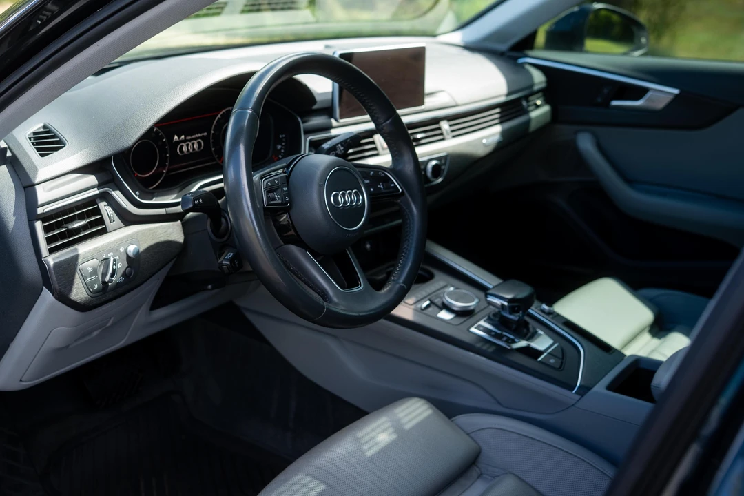 2017 Audi B9 A4 - Image 30 of 31