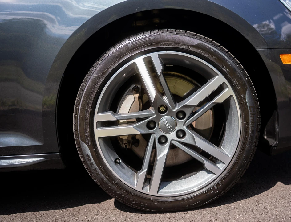 2017 Audi B9 A4 - Image 29 of 31