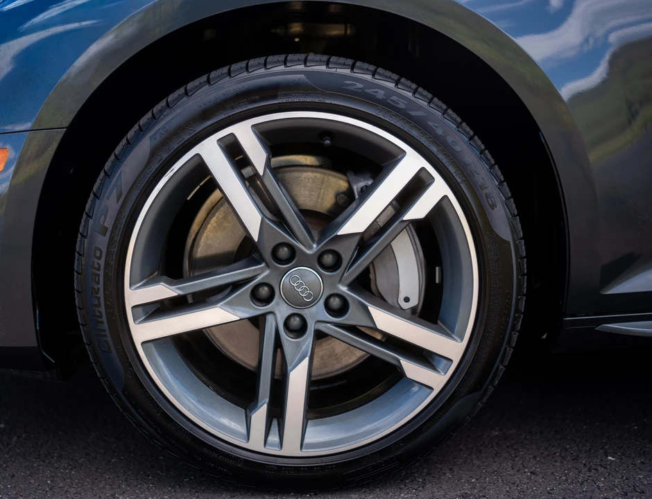 2017 Audi B9 A4 - Image 26 of 31