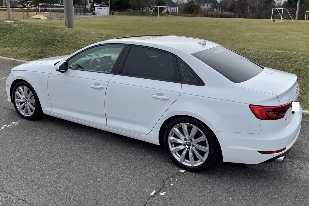 2017 Audi B9 A4 - Image 8 of 31