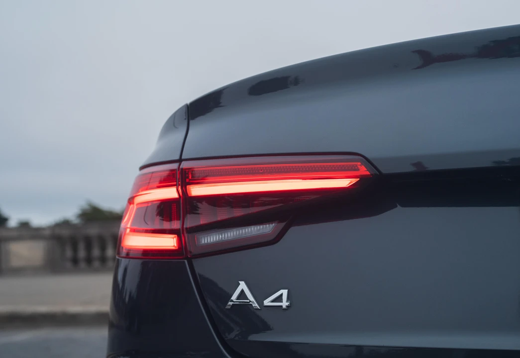 2017 Audi B9 A4 - Image 14 of 31