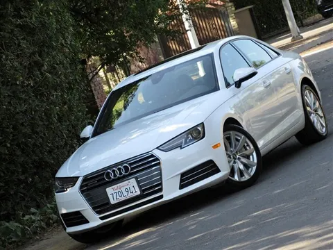 2017 Audi A4 2.0T Quattro Premium