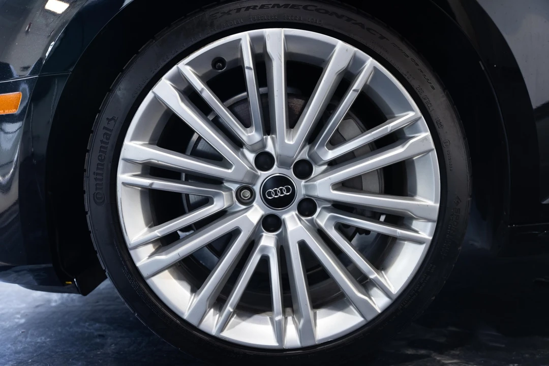 2017 Audi B9 A4 - Image 4 of 12