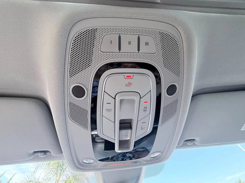 2017 Audi B9 A4 - Image 16 of 18