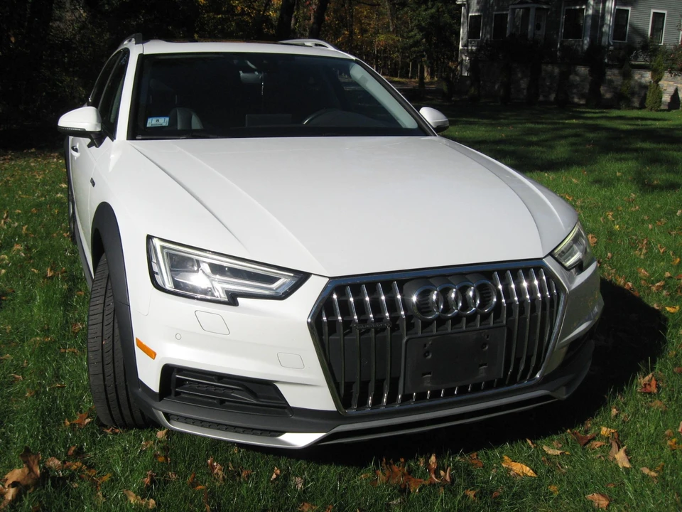 2017 Audi B9 A4 - Image 30 of 31