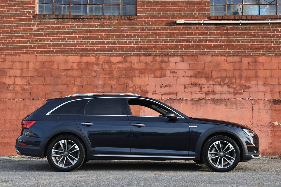 2017 Audi B9 A4 - Image 14 of 31