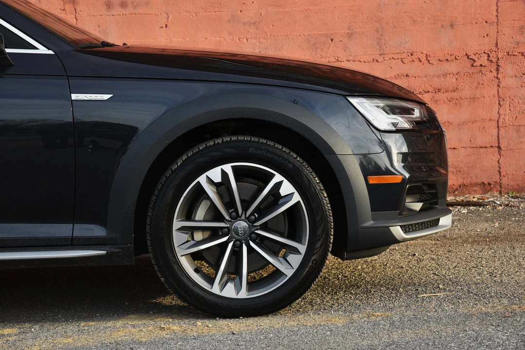 2017 Audi B9 A4 - Image 28 of 31