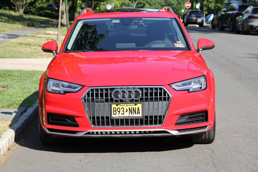 2017 Audi B9 A4 - Image 4 of 31
