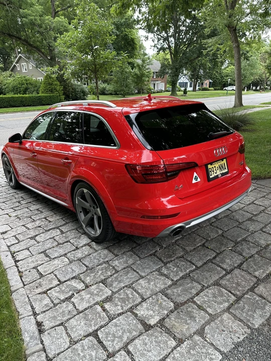 2017 Audi B9 A4 - Image 16 of 31