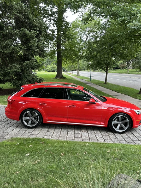 2017 Audi B9 A4 - Image 9 of 31