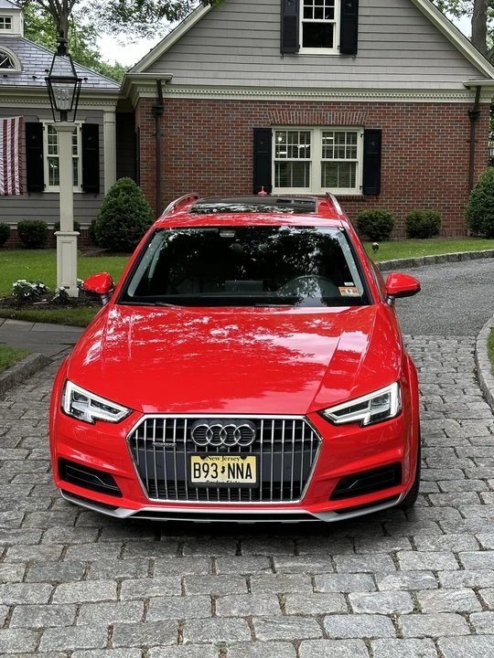 2017 Audi B9 A4 - Image 5 of 31