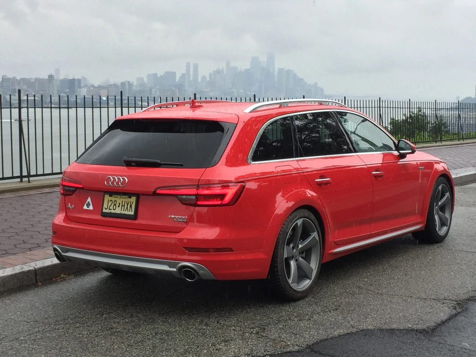 2017 Audi B9 A4 - Image 25 of 31