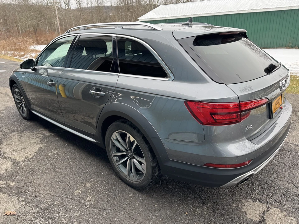 2017 Audi B9 A4 - Image 18 of 31