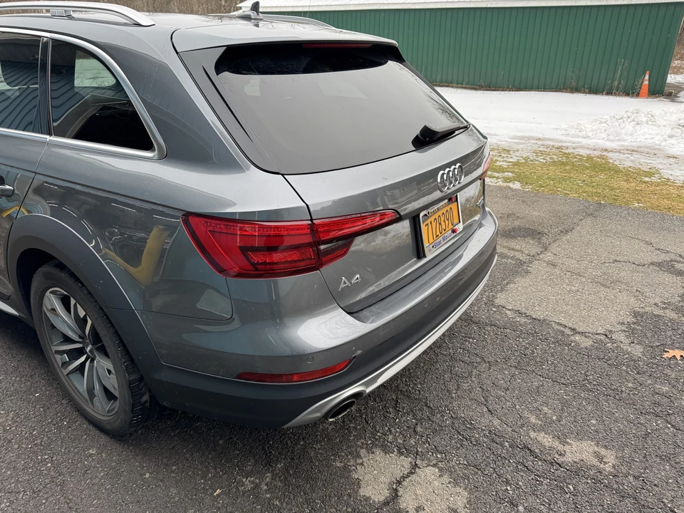 2017 Audi B9 A4 - Image 19 of 31