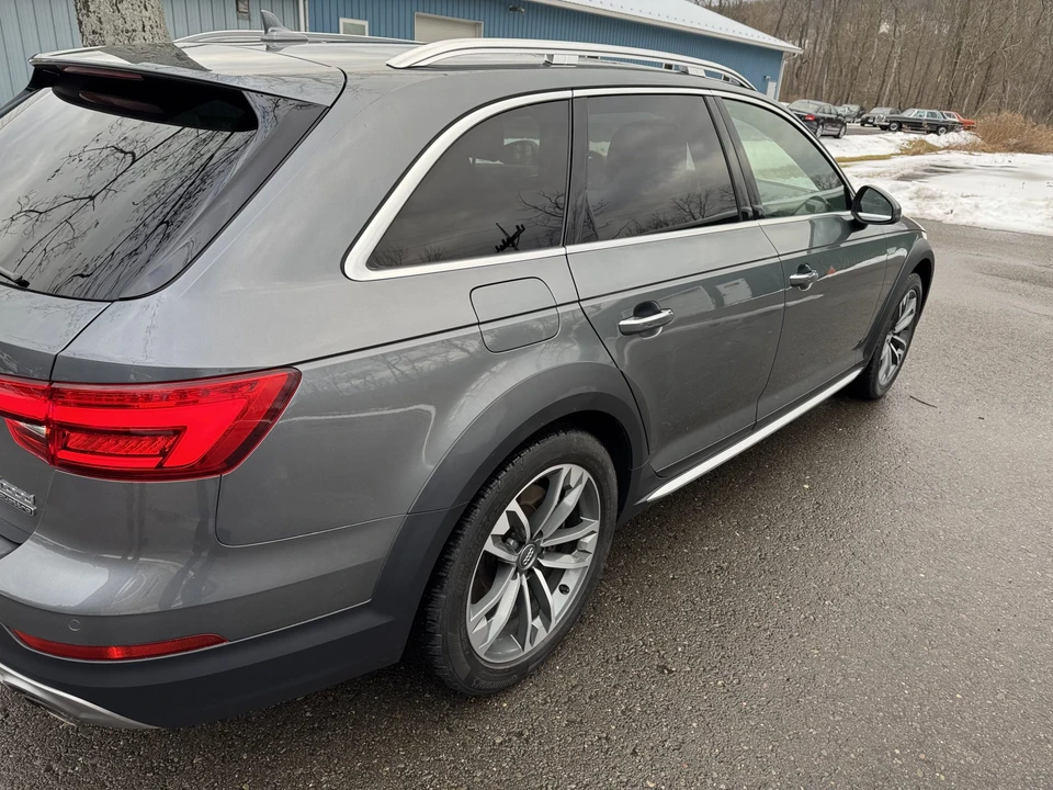 2017 Audi B9 A4 - Image 26 of 31