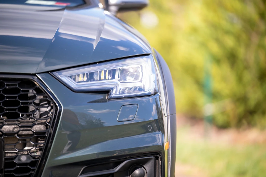 2017 Audi B9 A4 - Image 16 of 31