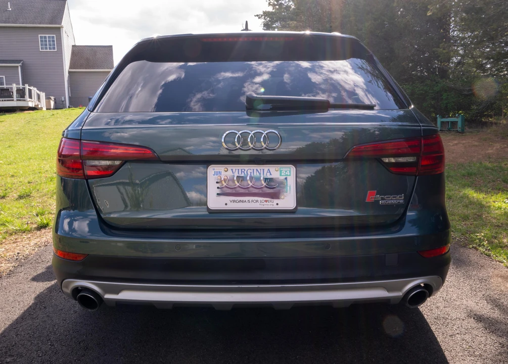 2017 Audi B9 A4 - Image 9 of 31