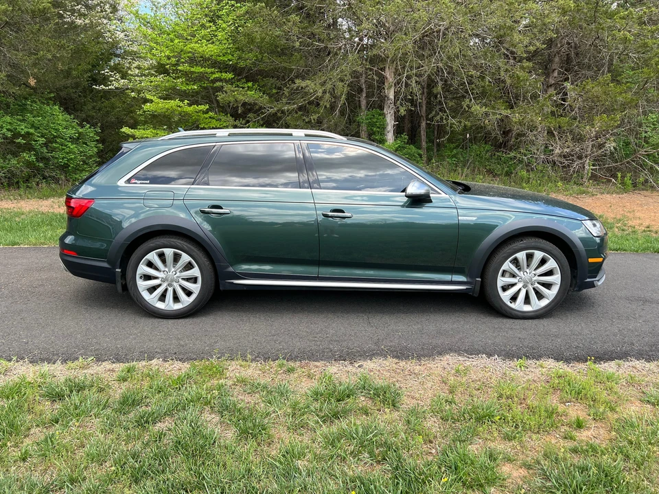 2017 Audi B9 A4 - Image 11 of 31