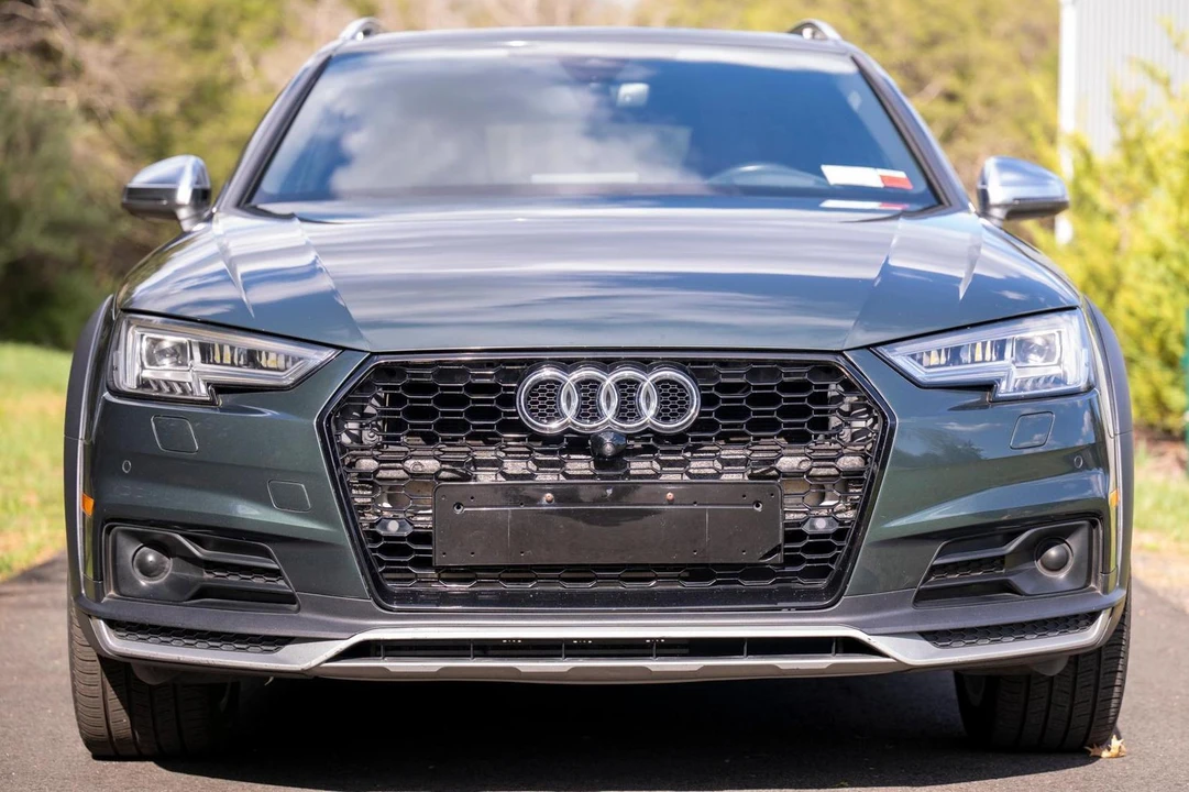 2017 Audi B9 A4 - Image 2 of 31