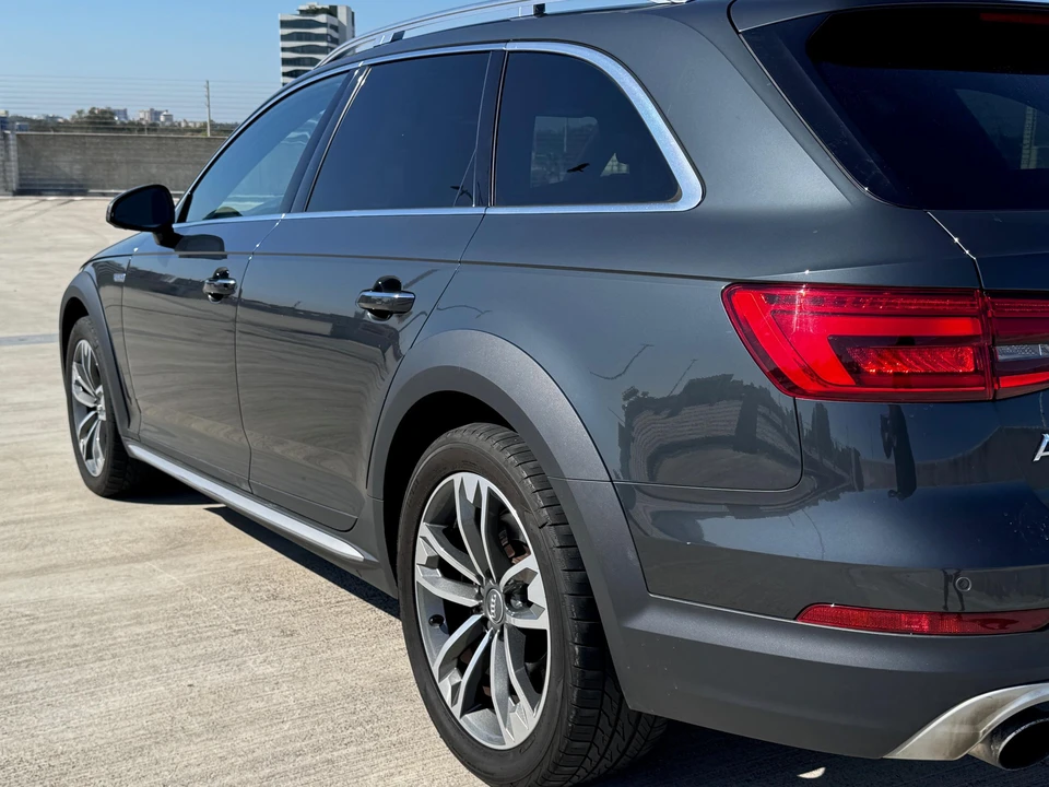 2017 Audi B9 A4 - Image 27 of 31