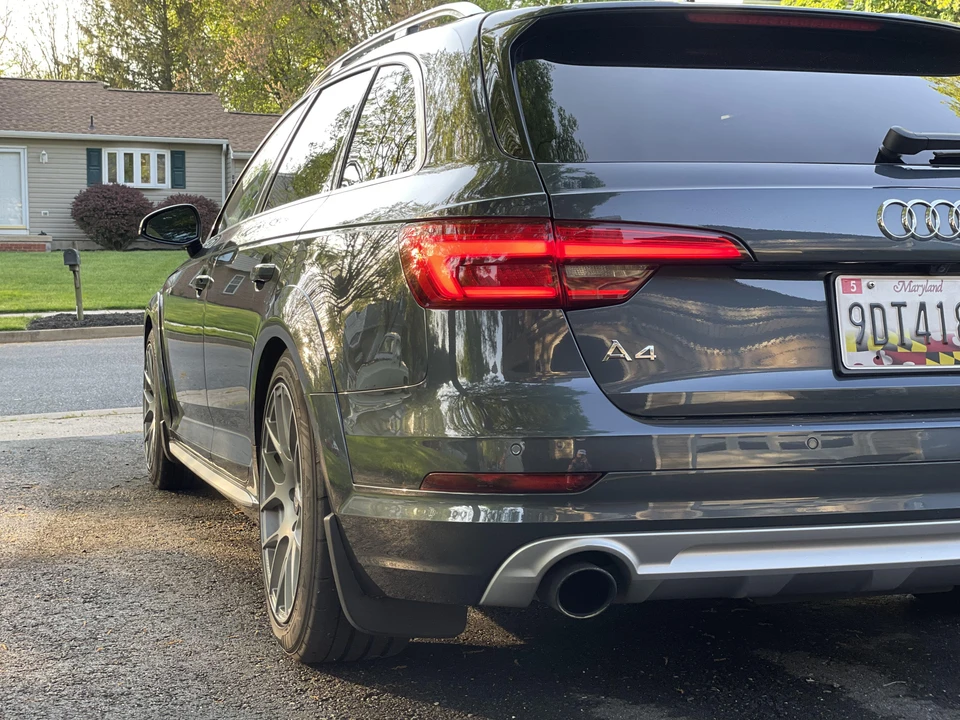 2017 Audi B9 A4 - Image 30 of 31