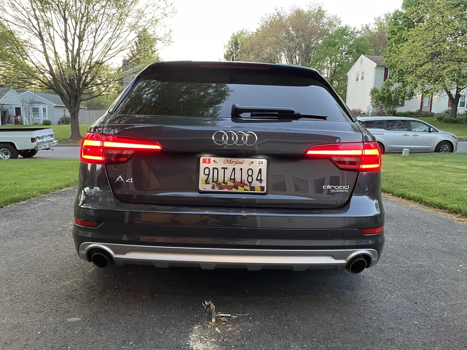 2017 Audi B9 A4 - Image 16 of 31