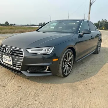 2017 Audi A4 Technik Quattro