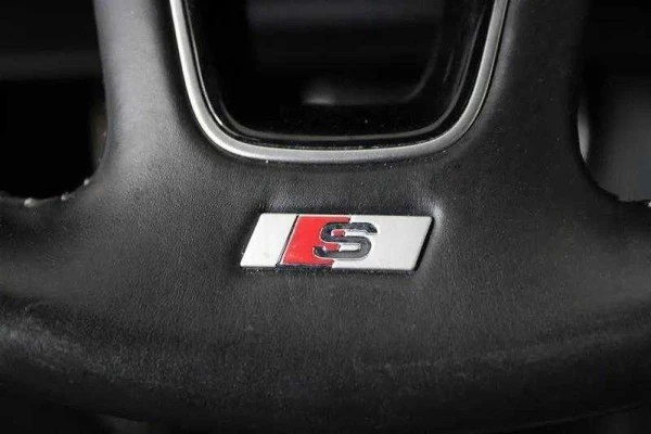 2017 Audi B9 A4 - Image 14 of 15