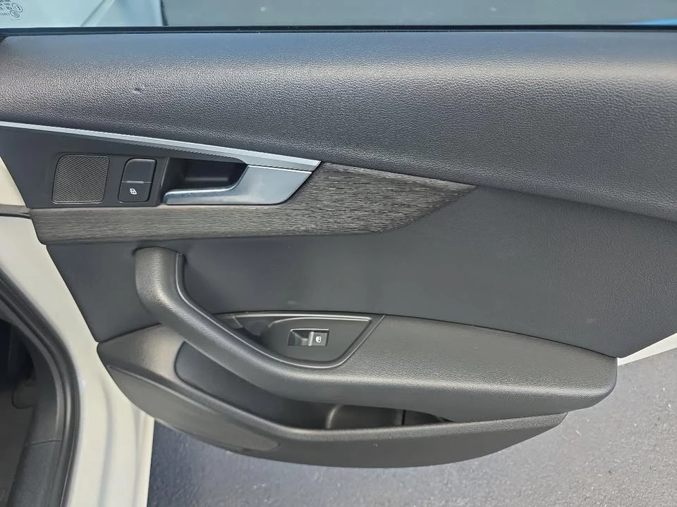 2017 Audi B9 A4 - Image 15 of 16