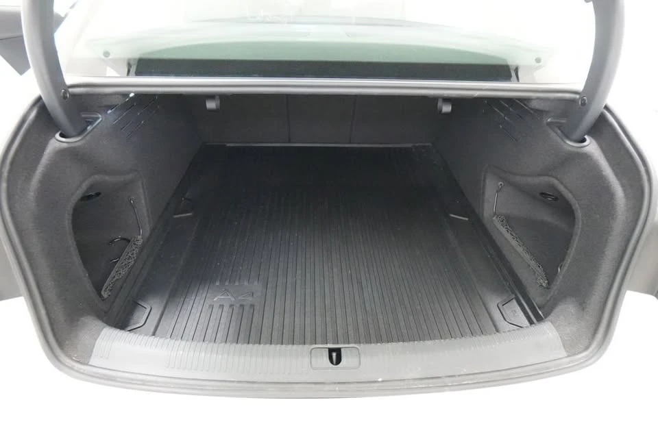 2017 Audi B9 A4 - Image 19 of 20