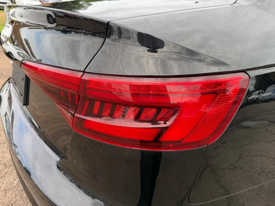 2017 Audi B9 A4 - Image 11 of 19