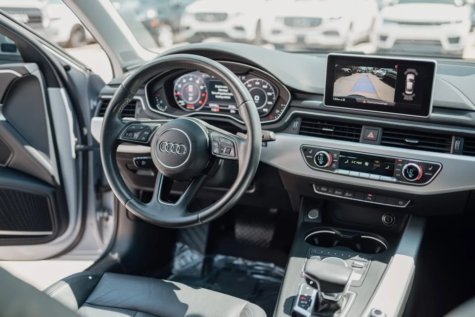 2017 Audi B9 A4 - Image 8 of 17