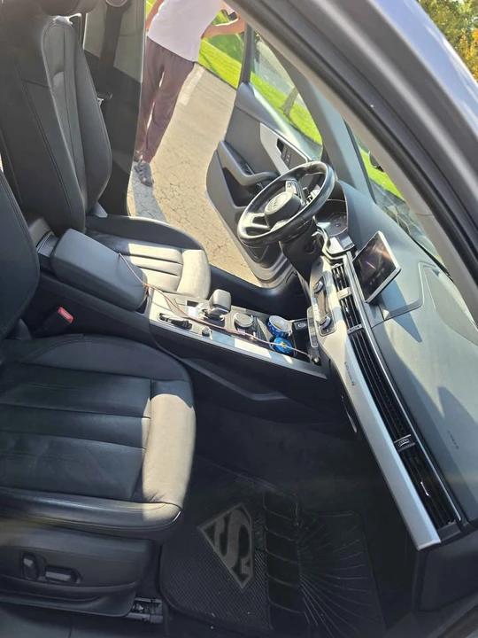 2017 Audi B9 A4 - Image 11 of 15