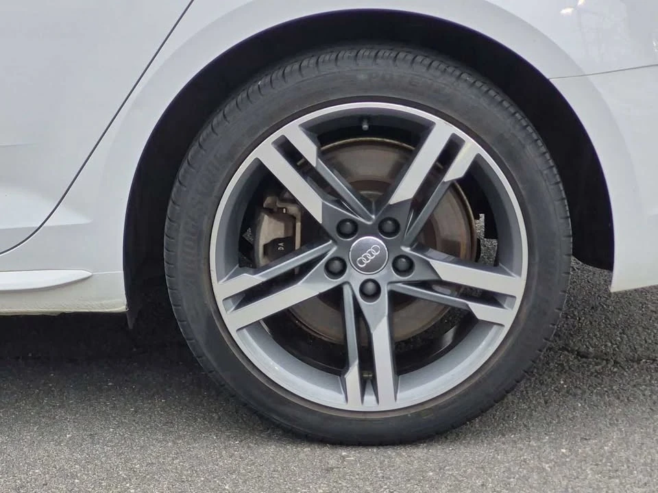 2017 Audi B9 A4 - Image 14 of 20