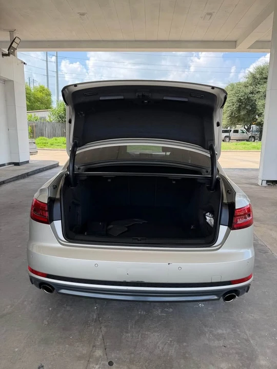 2017 Audi B9 A4 - Image 19 of 20