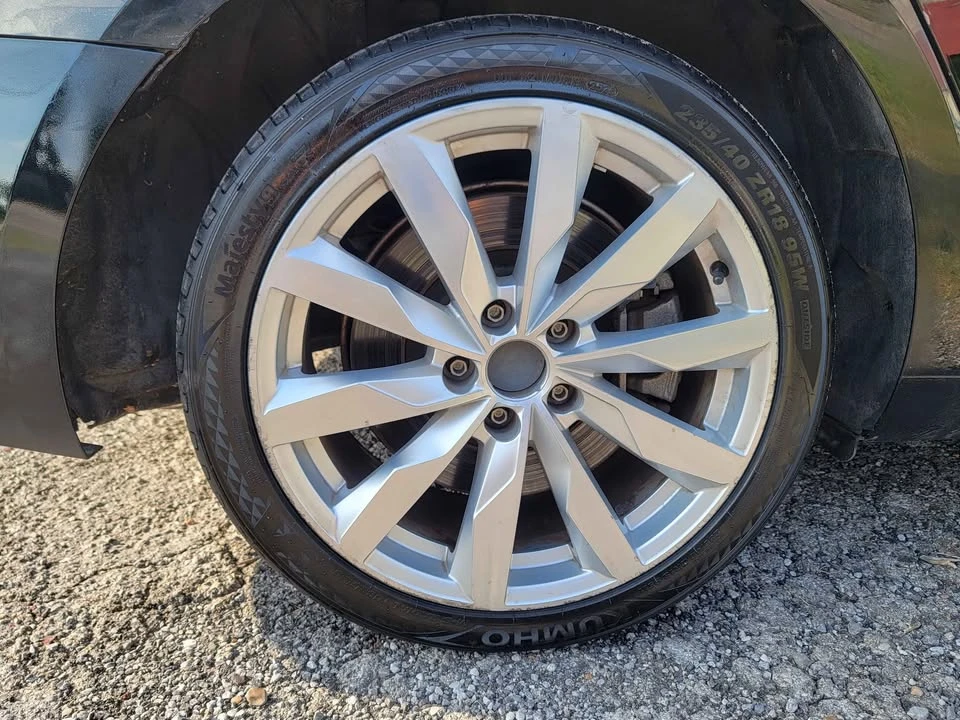 2017 Audi B9 A4 - Image 8 of 17