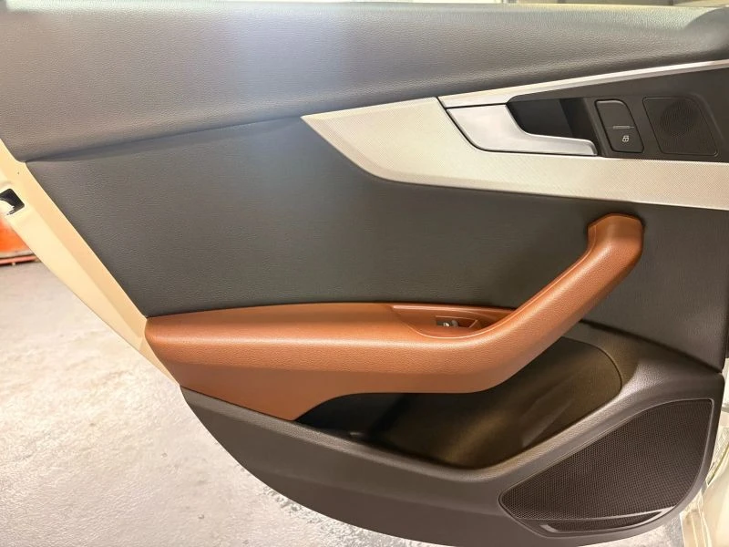 2017 Audi B9 A4 - Image 11 of 12