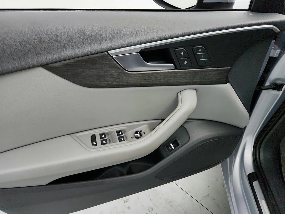 2017 Audi B9 A4 - Image 20 of 21