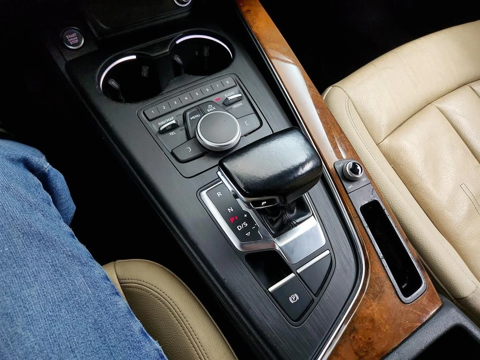 2017 Audi B9 A4 - Image 18 of 21