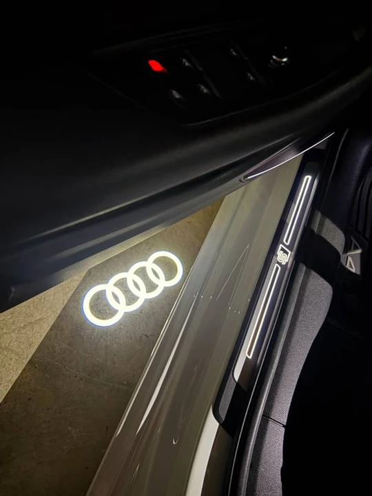 2017 Audi B9 A4 - Image 19 of 22