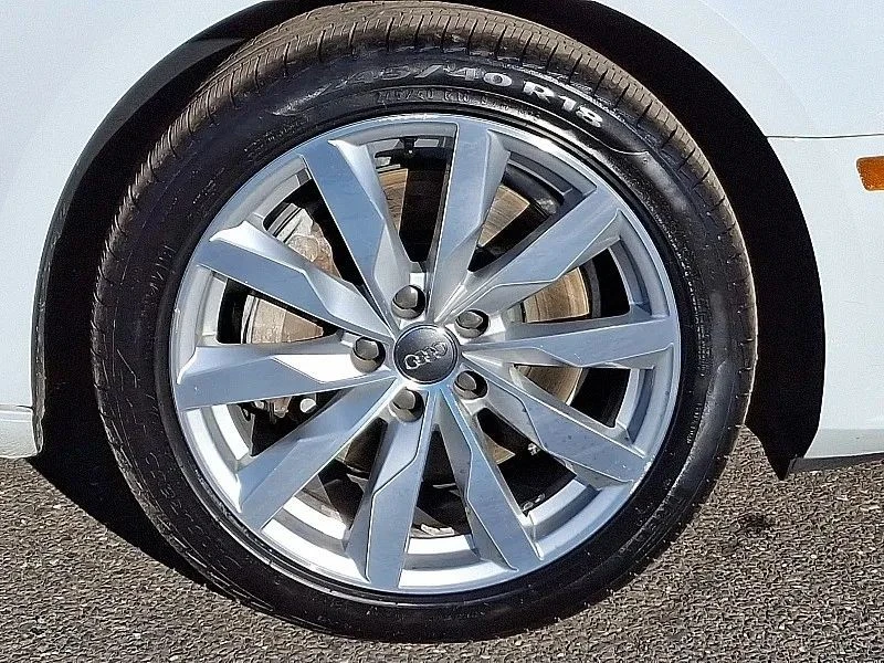 2017 Audi B9 A4 - Image 9 of 12