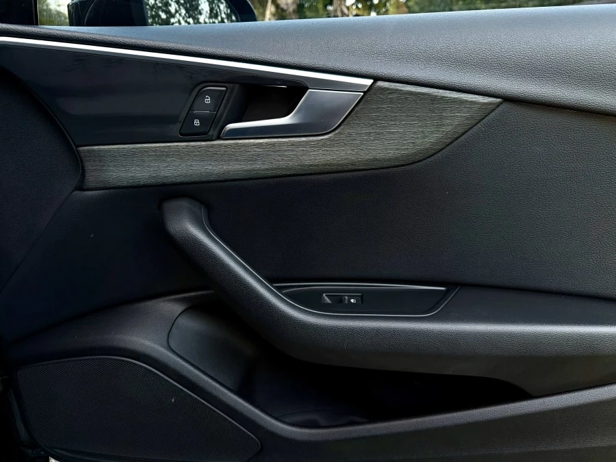 2017 Audi B9 A4 - Image 23 of 30