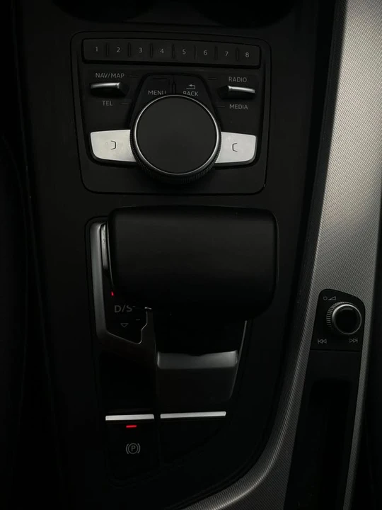 2017 Audi B9 A4 - Image 12 of 18
