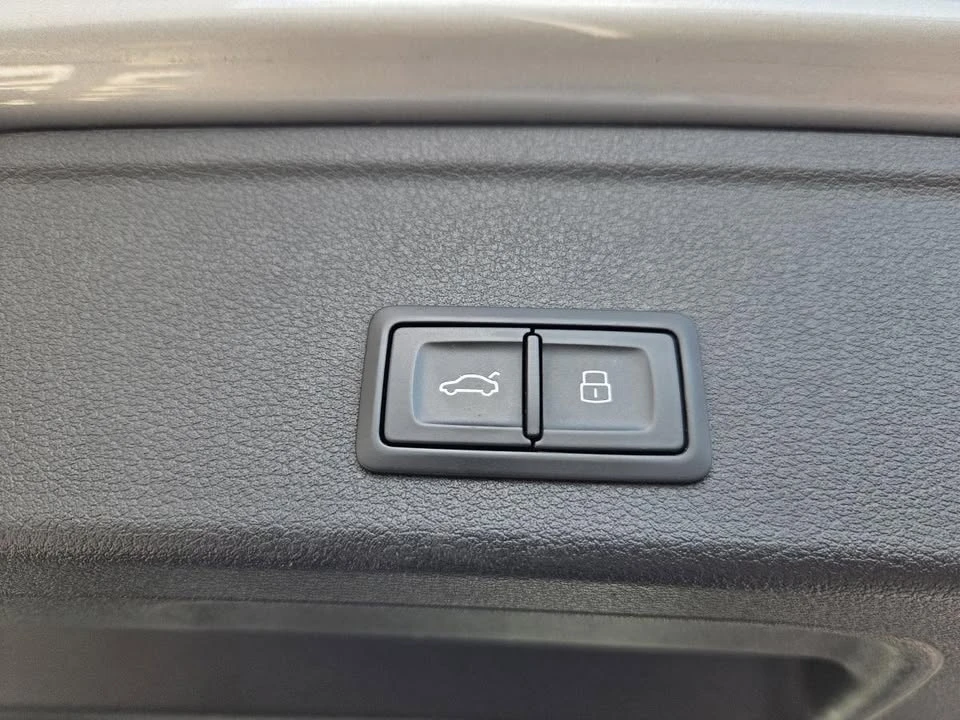 2017 Audi B9 A4 - Image 7 of 20