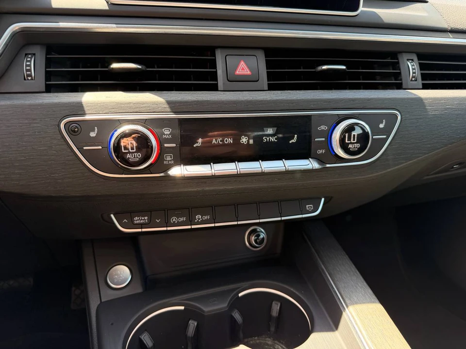2017 Audi B9 A4 - Image 23 of 24